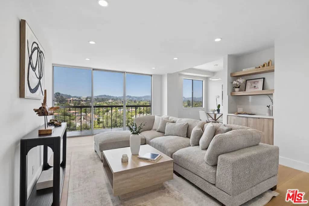 10747 Wilshire Boulevard 1107, Los Angeles, CA — listing photo 1