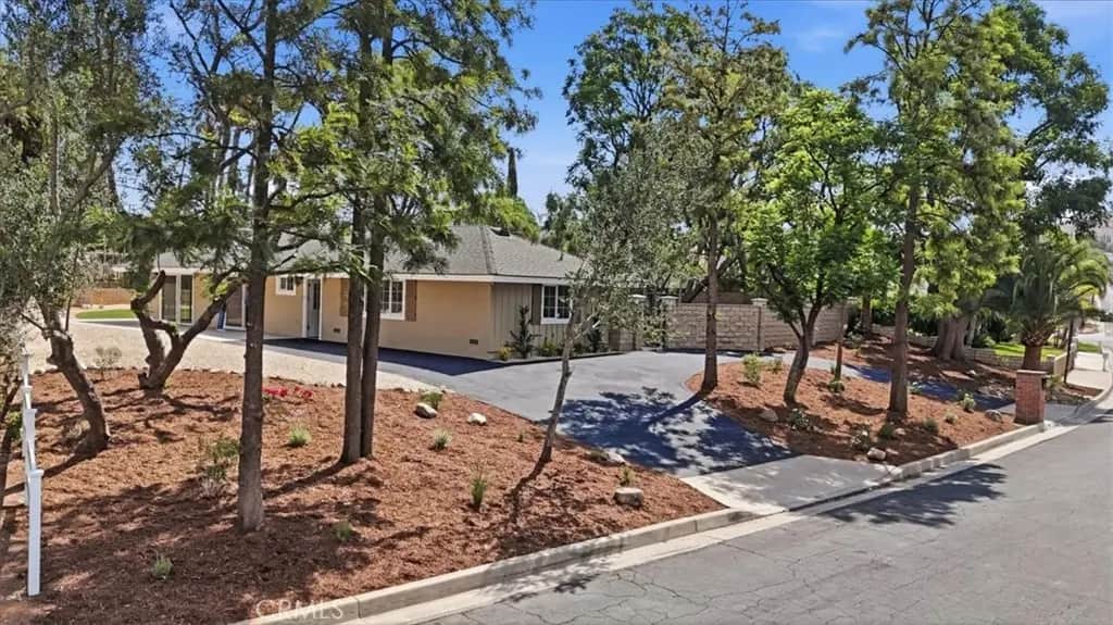 7831 LIVE OAK Drive, Jurupa Valley, CA — listing photo 1