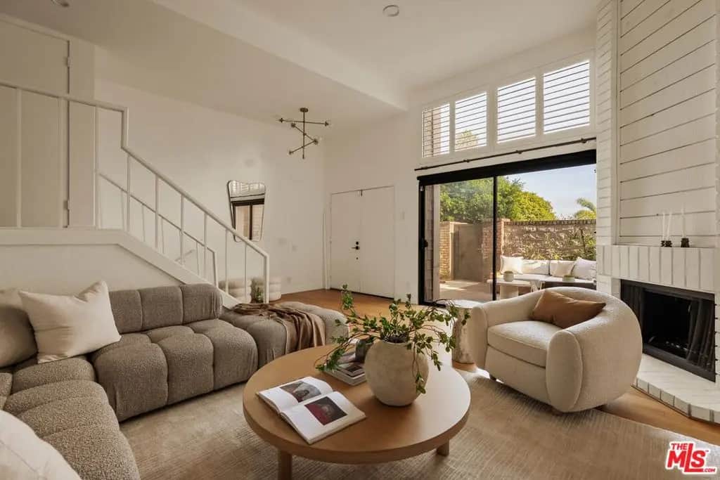 4600 Glencoe Avenue 2, Marina Del Rey, CA — listing photo 1