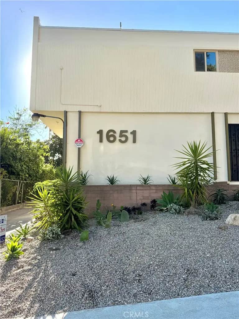 1651 golden gate ave 2, Los Angeles, CA — listing photo 1
