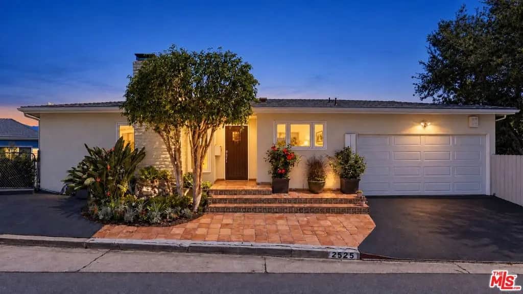 2525 Ivanhoe Drive, Los Angeles, CA — listing photo 1