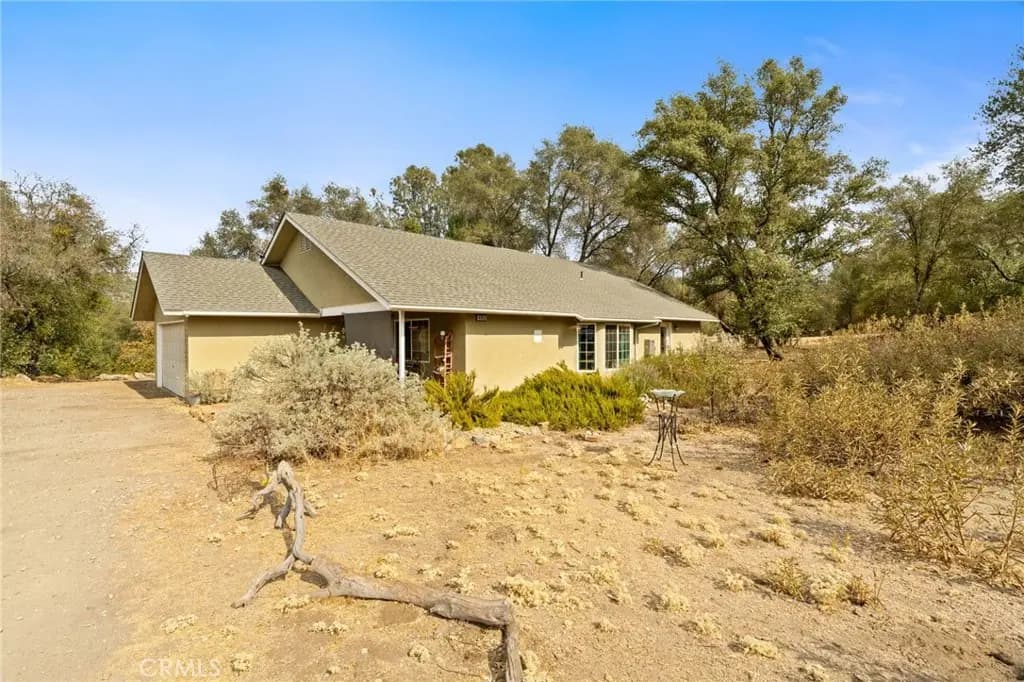 4853 Daffodil Drive, Mariposa, CA — listing photo 1