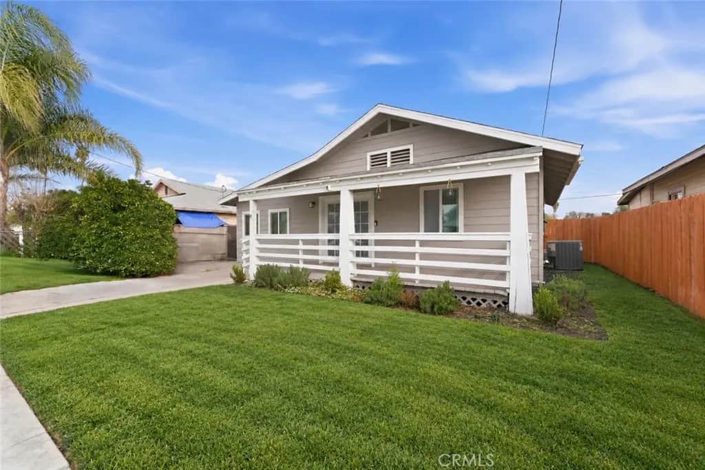 332 S Ramona, Hemet, CA — listing photo 1