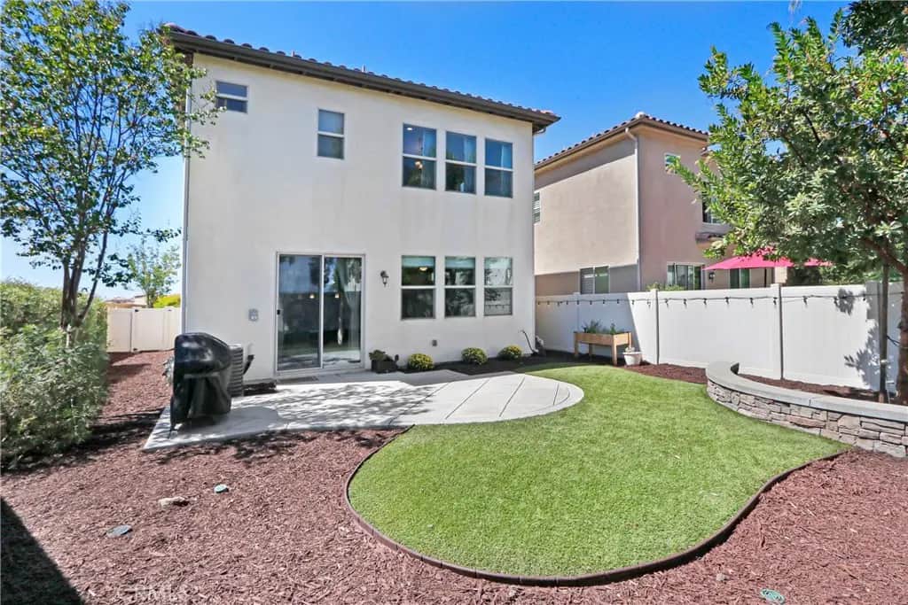 35326 Marabella Court, Winchester, CA — listing photo 1