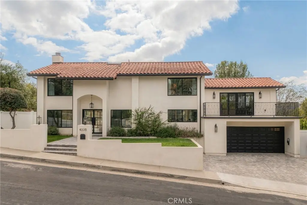 4335 Chaumont Road, Woodland Hills, CA — listing photo 1