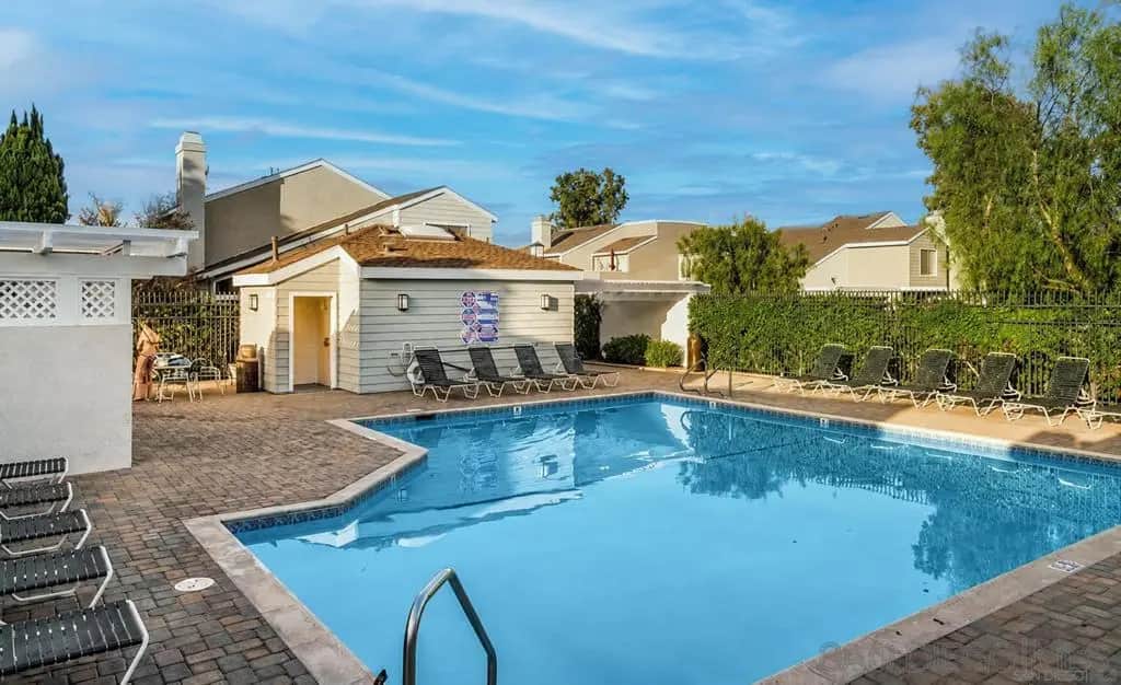 387 Deerfield Ave 77, Irvine, CA — listing photo 1