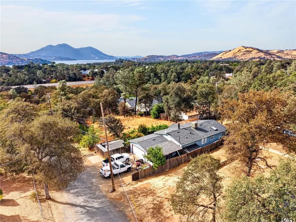 15646 33rd, Clearlake, CA — listing photo 1