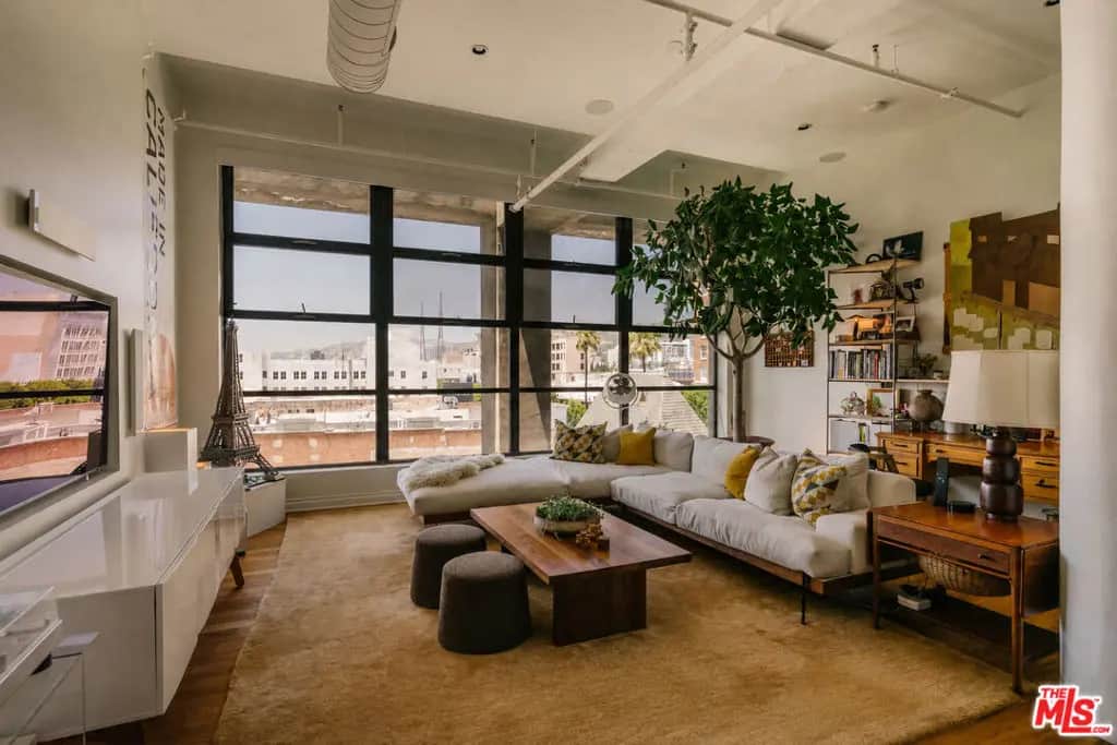 1645 Vine Street 511, Los Angeles, CA — listing photo 1