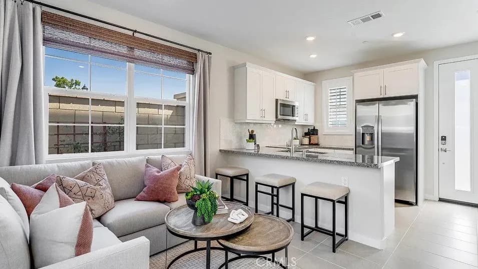 4552 S Forsyth Paseo, Ontario, CA — listing photo 1