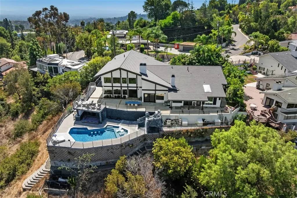 1711 Sirrine, Santa Ana, CA — listing photo 1