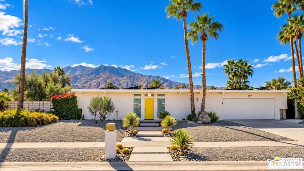657 N Juanita Drive, Palm Springs, CA — listing photo 1