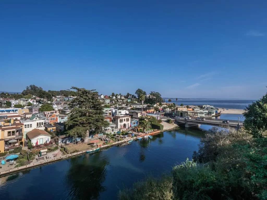 431 Capitola Avenue, Capitola, CA — listing photo 1