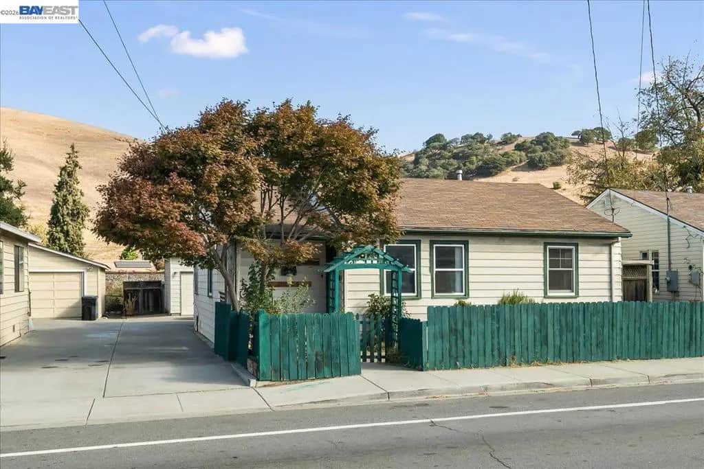 36846 Niles Blvd, Fremont, CA — listing photo 1