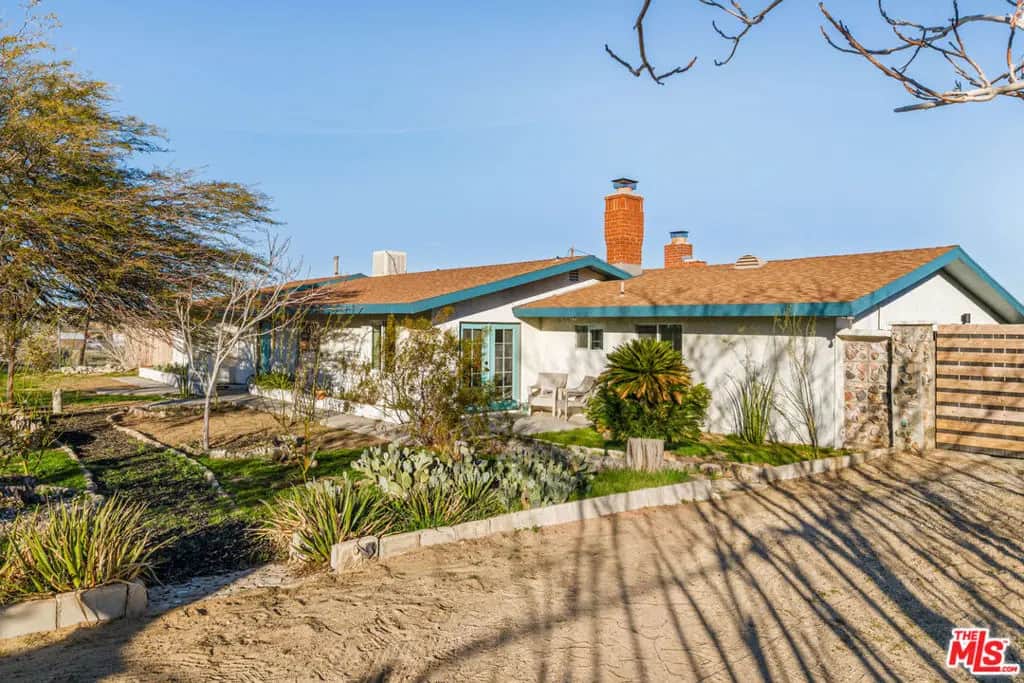 6391 Ruth Drive, Yucca Valley, CA — listing photo 1