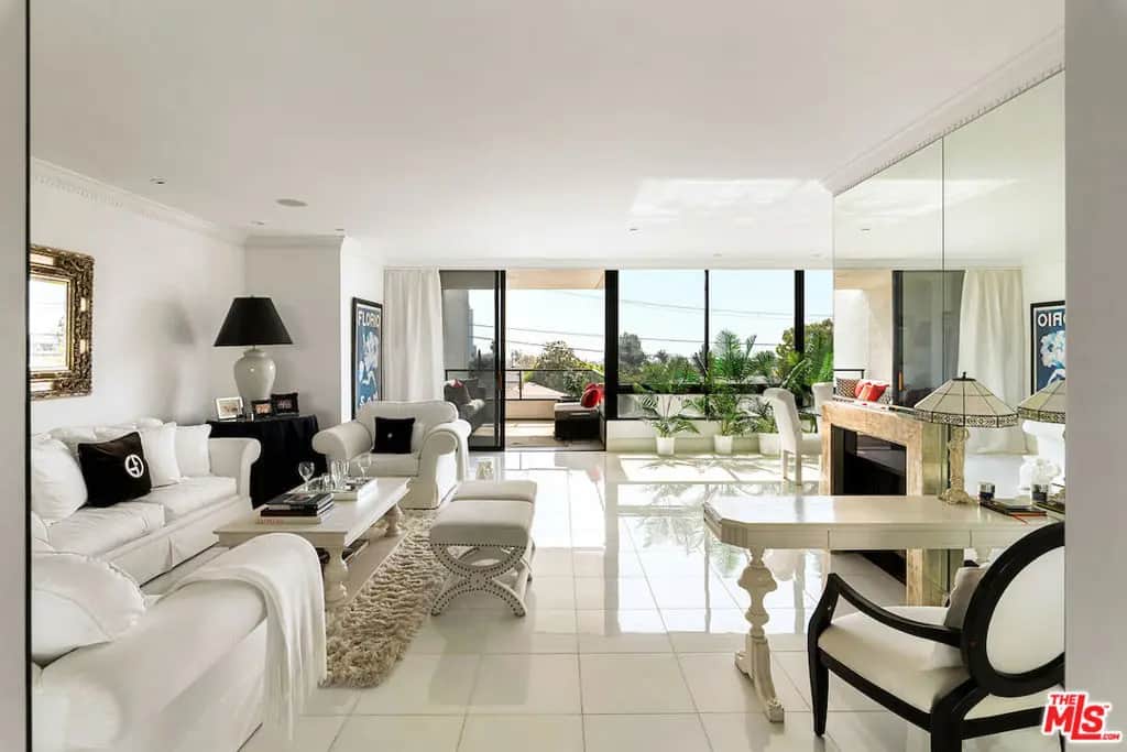 10350 Wilshire Boulevard 404, Los Angeles, CA — listing photo 1