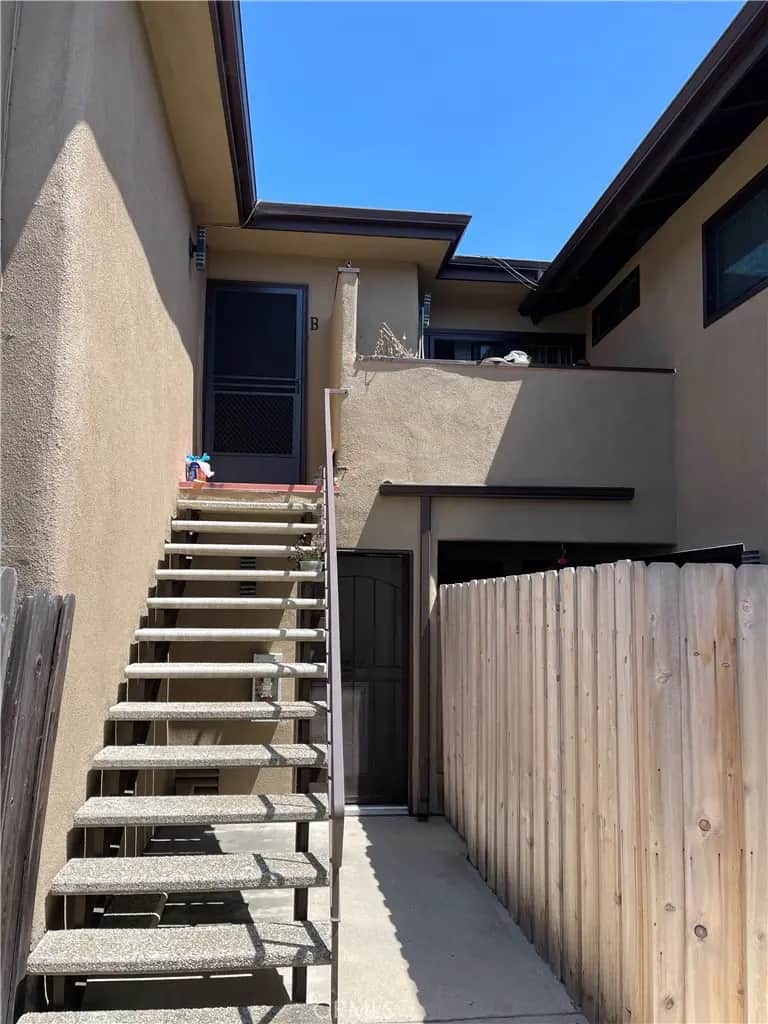 16541 Pro Circle B, Huntington Beach, CA — listing photo 1