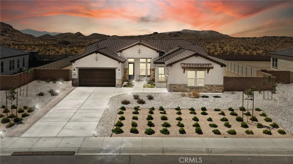 17220 Ta-Ki-Pi, Apple Valley, CA — listing photo 1