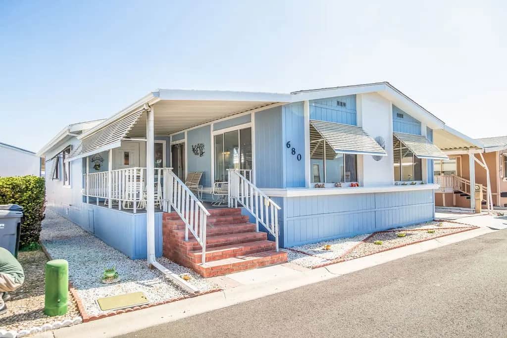 5001 W Florida 680, Hemet, CA — listing photo 1