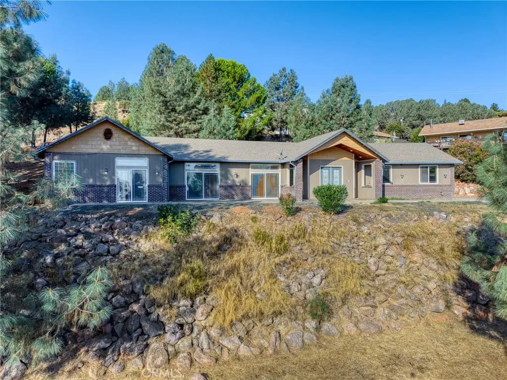 4967 Valley Court, Kelseyville, CA — listing photo 1