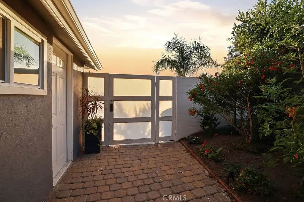 6951 Bellclaire, Tujunga, CA — listing photo 1