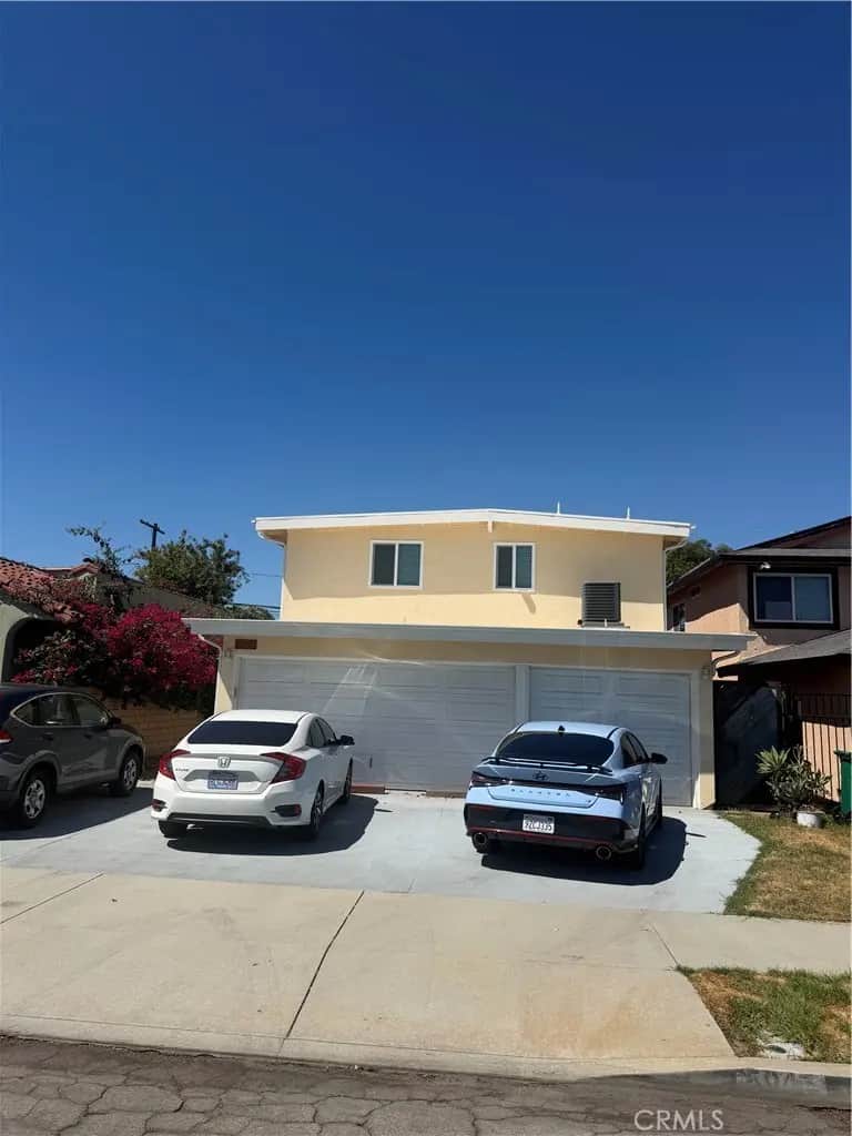5947 John Avenue, Long Beach, CA — listing photo 1