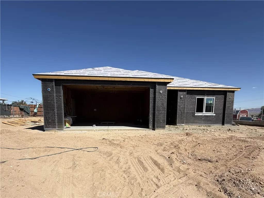 620 Windy Pass / Bypass, Barstow, CA — listing photo 1