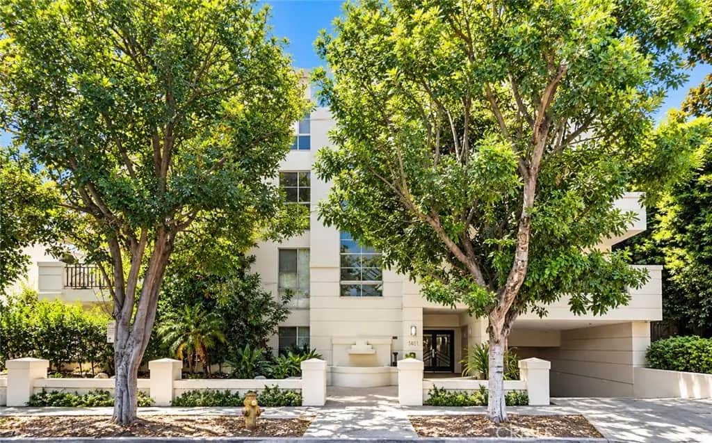 1401 S Bentley Avenue 403, Los Angeles, CA — listing photo 1