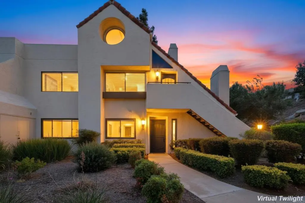 11835 Caminito Ronaldo 114, San Diego, CA — listing photo 1