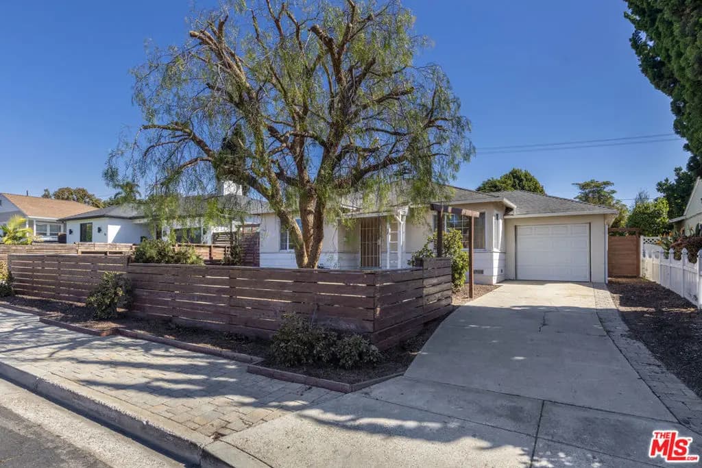 42 N Mills Road, Ventura, CA — listing photo 1