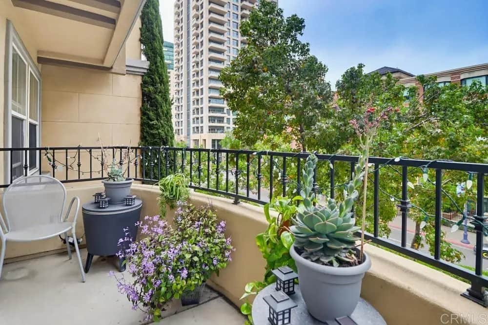 301 W G St 321, San Diego, CA — listing photo 1
