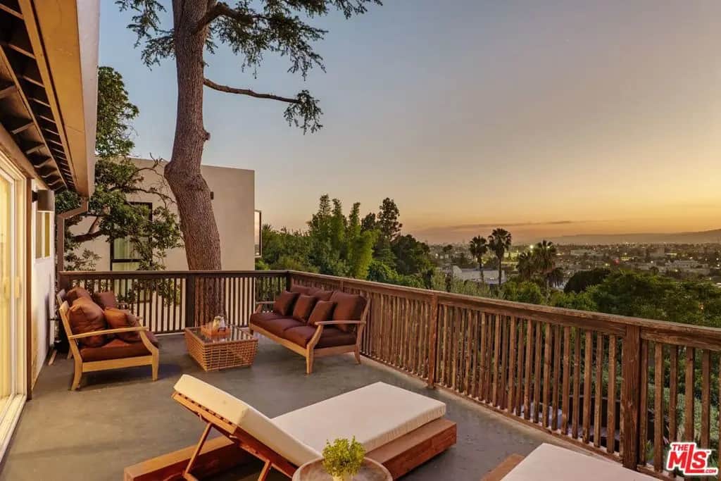 937 Lucile Avenue, Los Angeles, CA — listing photo 1