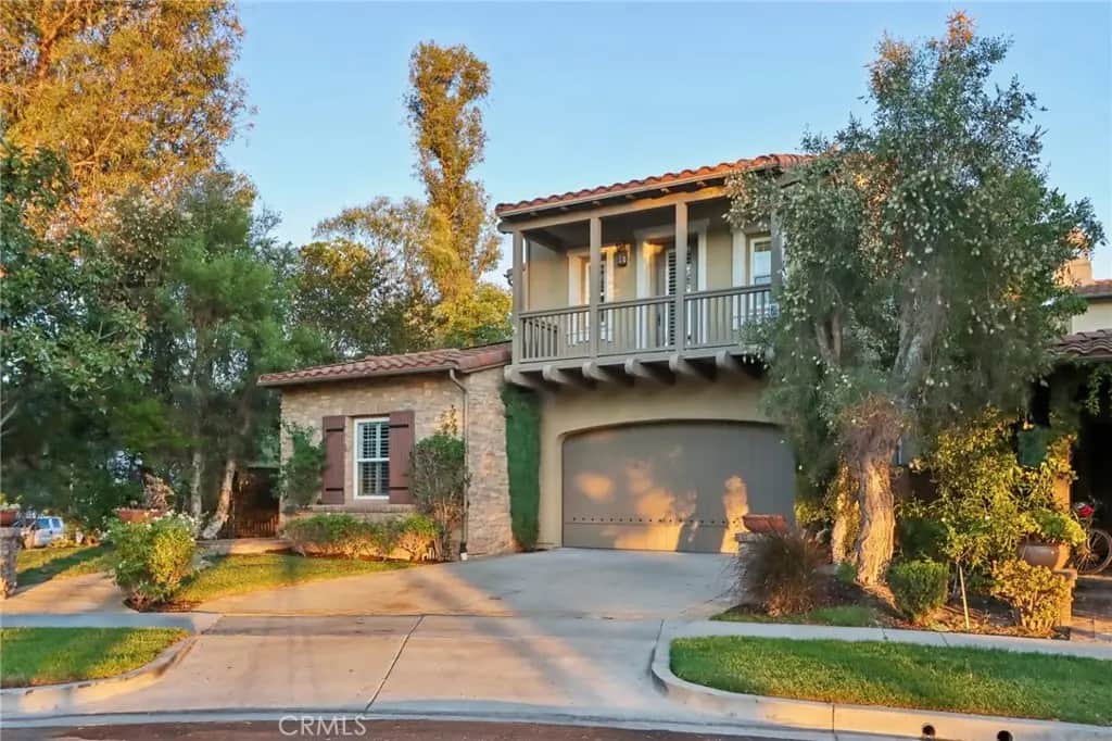 66 Eclipse, Irvine, CA — listing photo 1