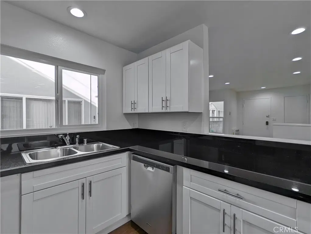 1159 Linden Avenue 1, Glendale, CA — listing photo 1