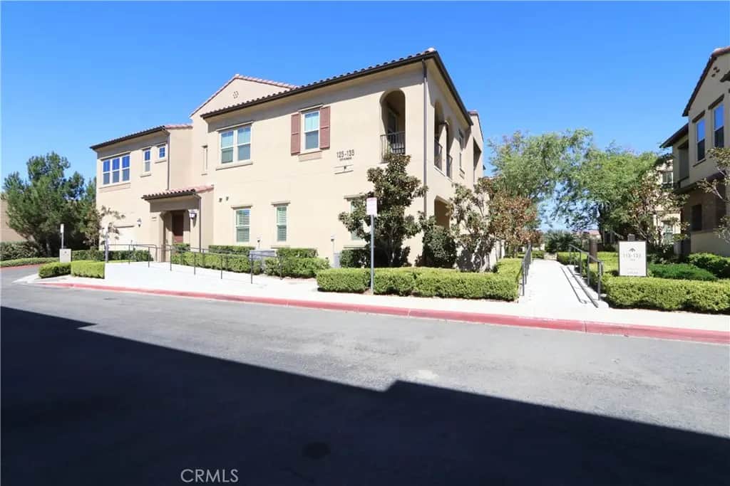 129 Carlow, Irvine, CA — listing photo 1