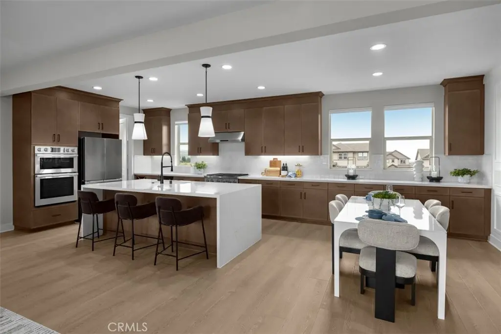 316 Pluto, Irvine, CA — listing photo 1