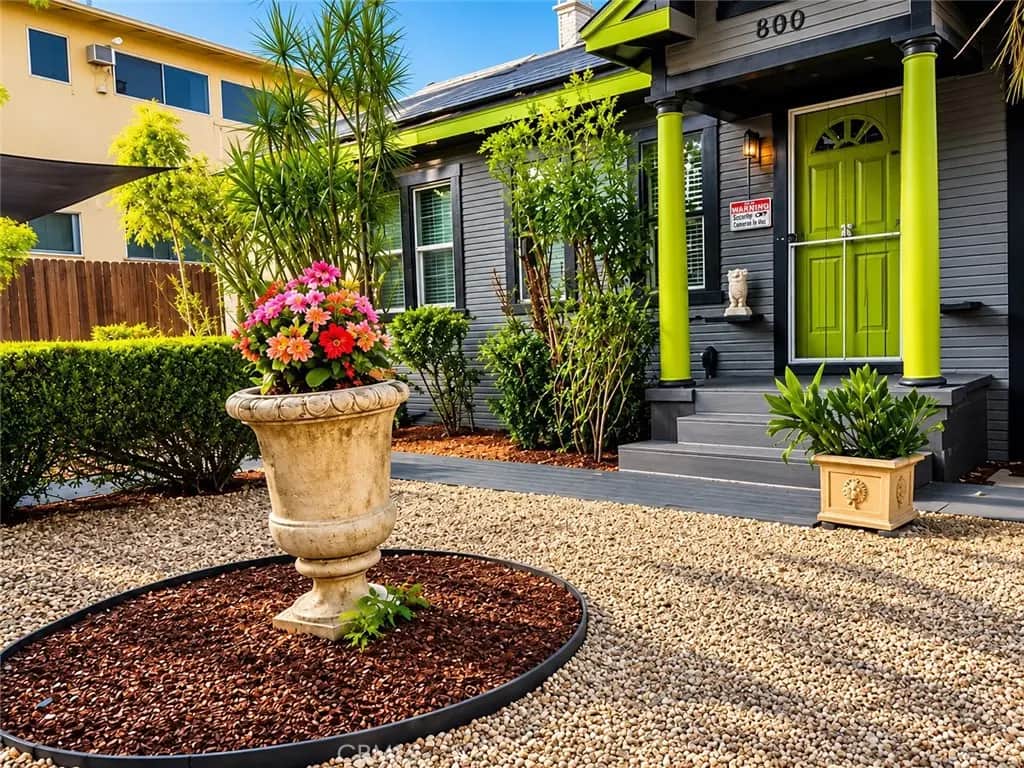 800 N Hobart, Los Angeles, CA — listing photo 1