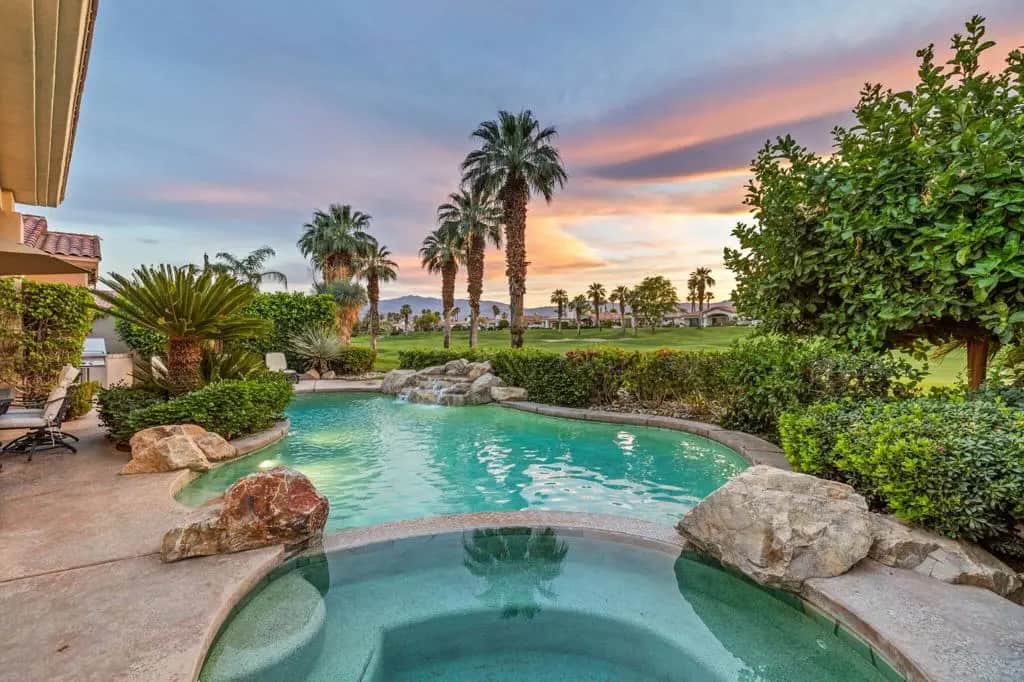 727 Arrowhead Drive, Palm Desert, CA — listing photo 1
