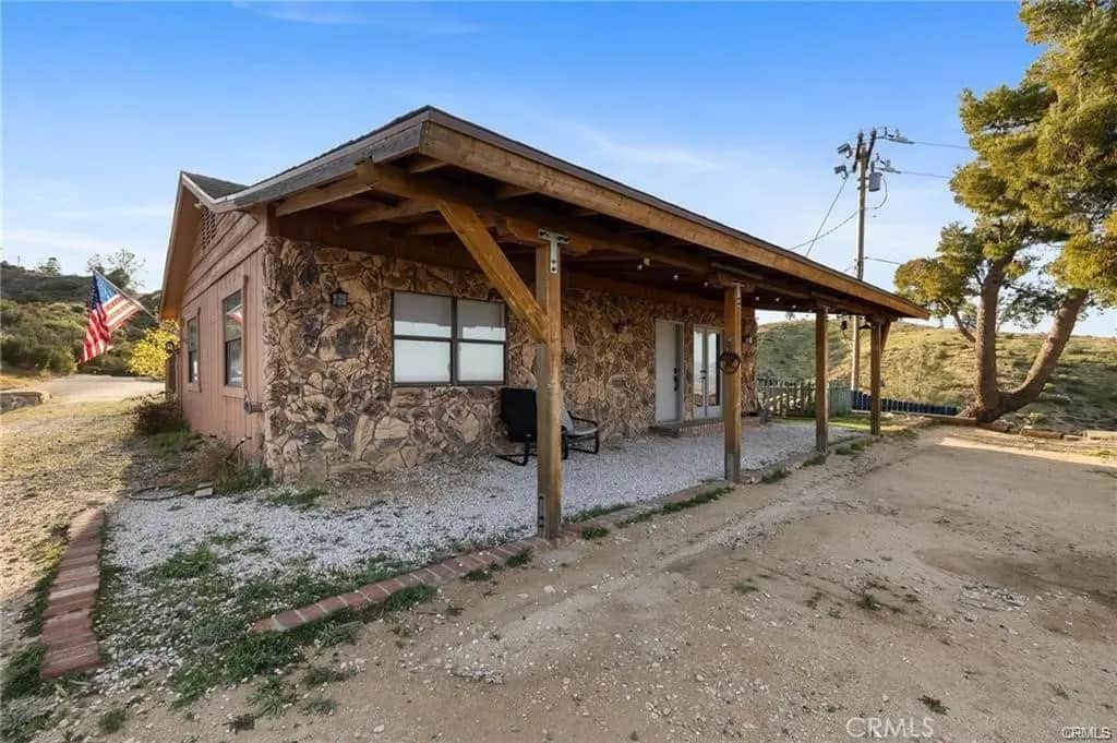 46417 Kings Canyon Road, Lancaster, CA — listing photo 1