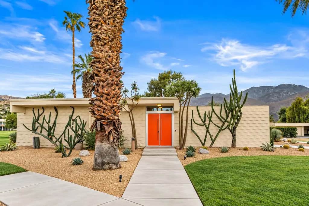 133 Desert Lakes Drive, Palm Springs, CA — listing photo 1