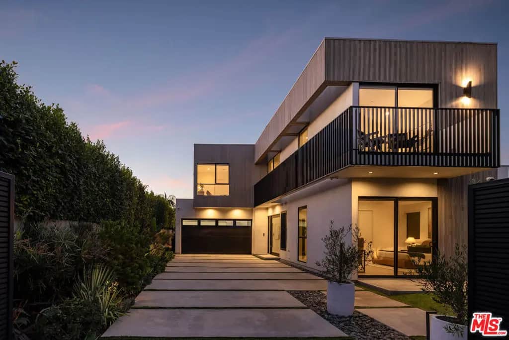 12851 Bonaparte Avenue, Los Angeles, CA — listing photo 1
