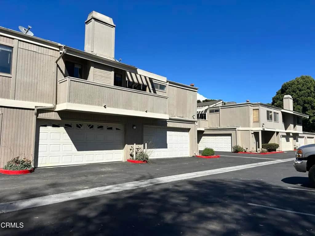1465 San Simeon Court 2, Ventura, CA — listing photo 1