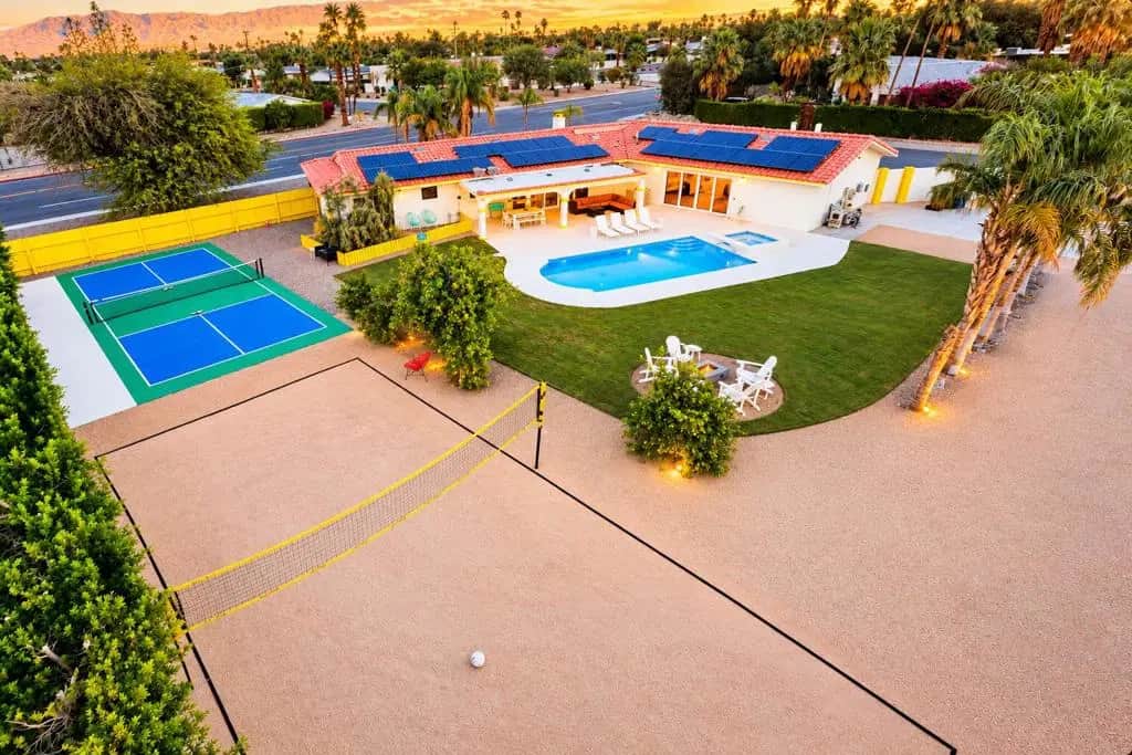 2099 E Racquet Club Road E, Palm Springs, CA — listing photo 1