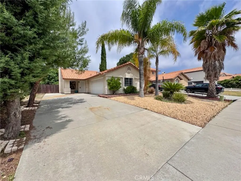 39761 Rustic Glen Drive, Temecula, CA — listing photo 1