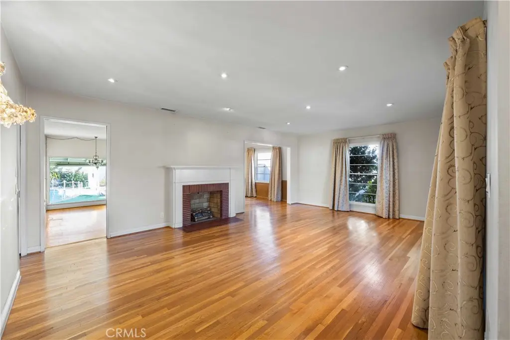1207 Graynold, Glendale, CA — listing photo 1