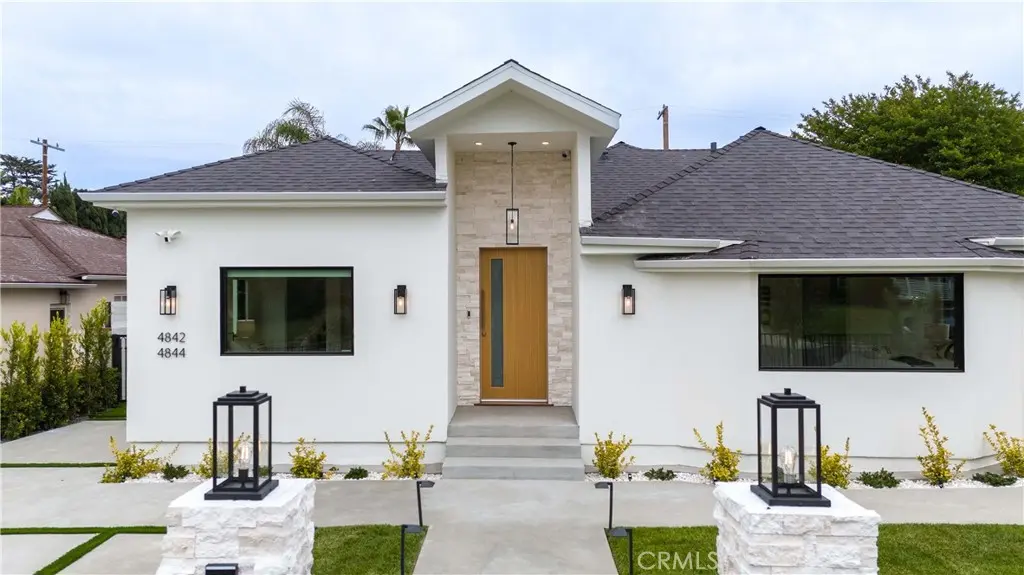 4842 Biloxi Avenue, Toluca Lake, CA — listing photo 1