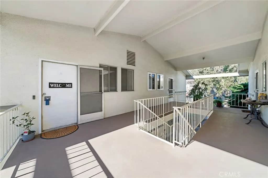 225 Avenida Majorca N, Laguna Woods, CA — listing photo 1