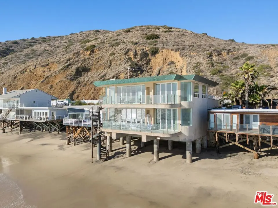 11344 Pacific Coast Highway, Malibu, CA — listing photo 1