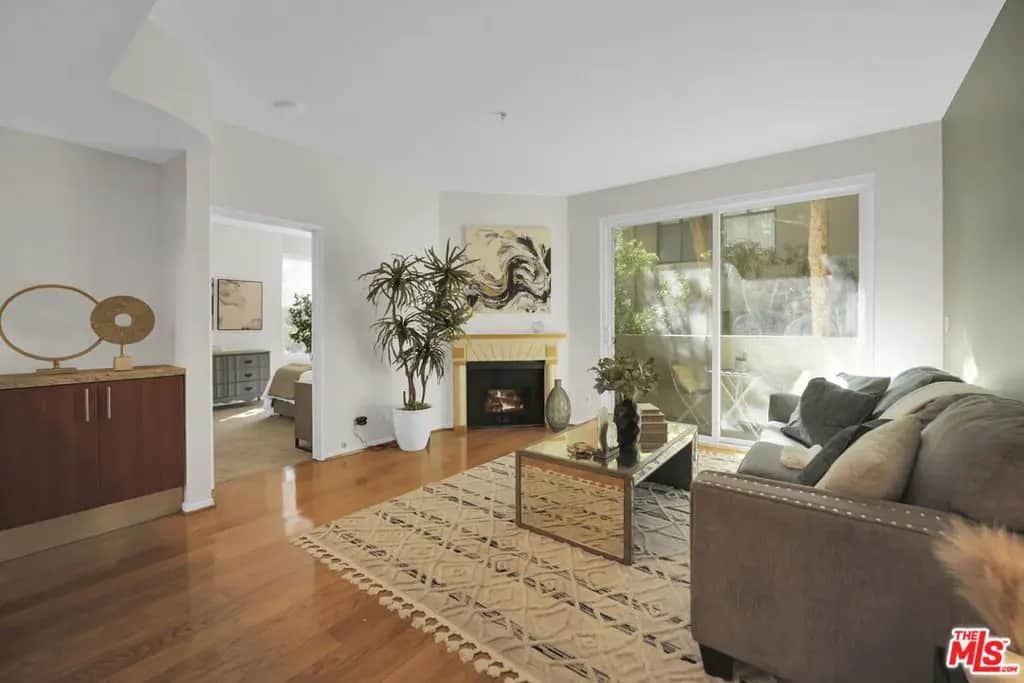 620 S Gramercy Place 135, Los Angeles, CA — listing photo 1
