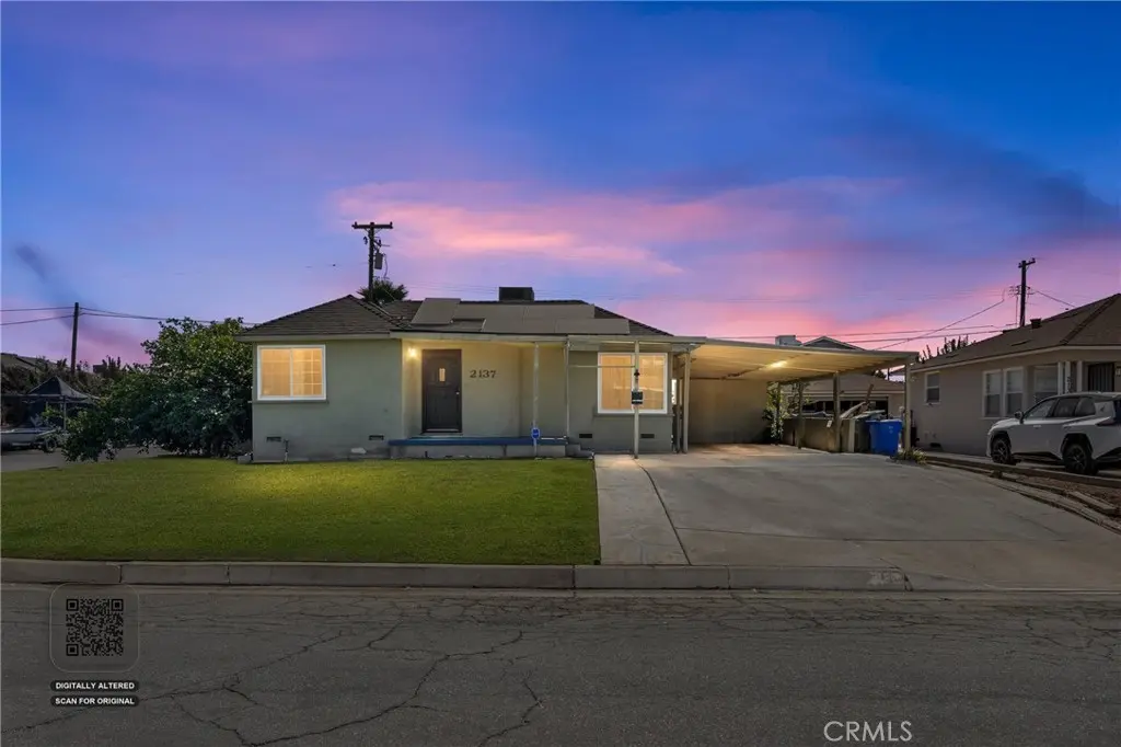 2137 Sacramento, Bakersfield, CA — listing photo 1