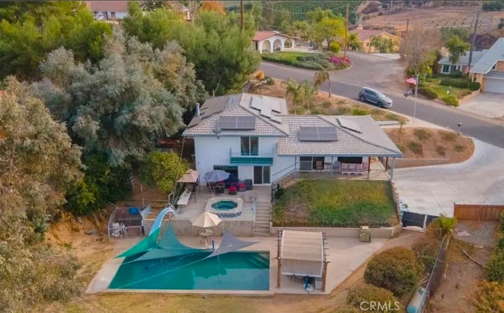 44702 Adobe Drive, Hemet, CA — listing photo 1